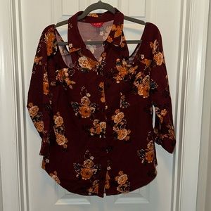 EUC Burgundy Woman's Cold Shoulder Floral Button-up Blouse Size Large